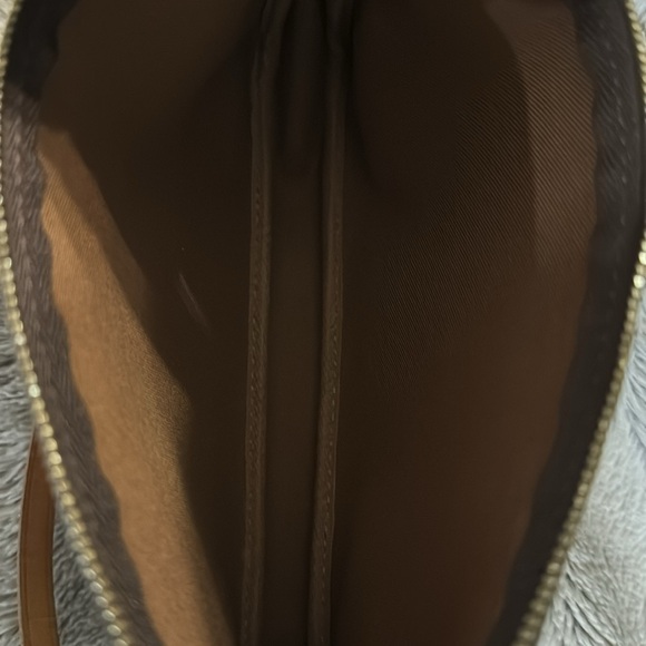 LOUIS VUITTON Monogram Canvas Pochette Accessories - Picture 5 of 11